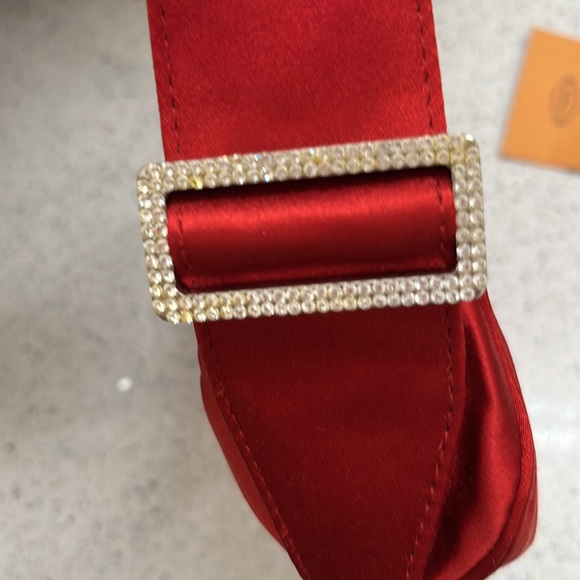 Tod’s Bamboo Red Satin Mini Evening Barrel Bag - Picture 13 of 16